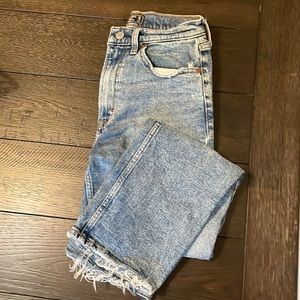 Like new Abercrombie ultra high rise straight